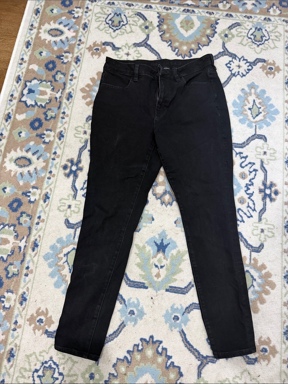American Eagle Outfitters Black High-Rise Skinny Jeans